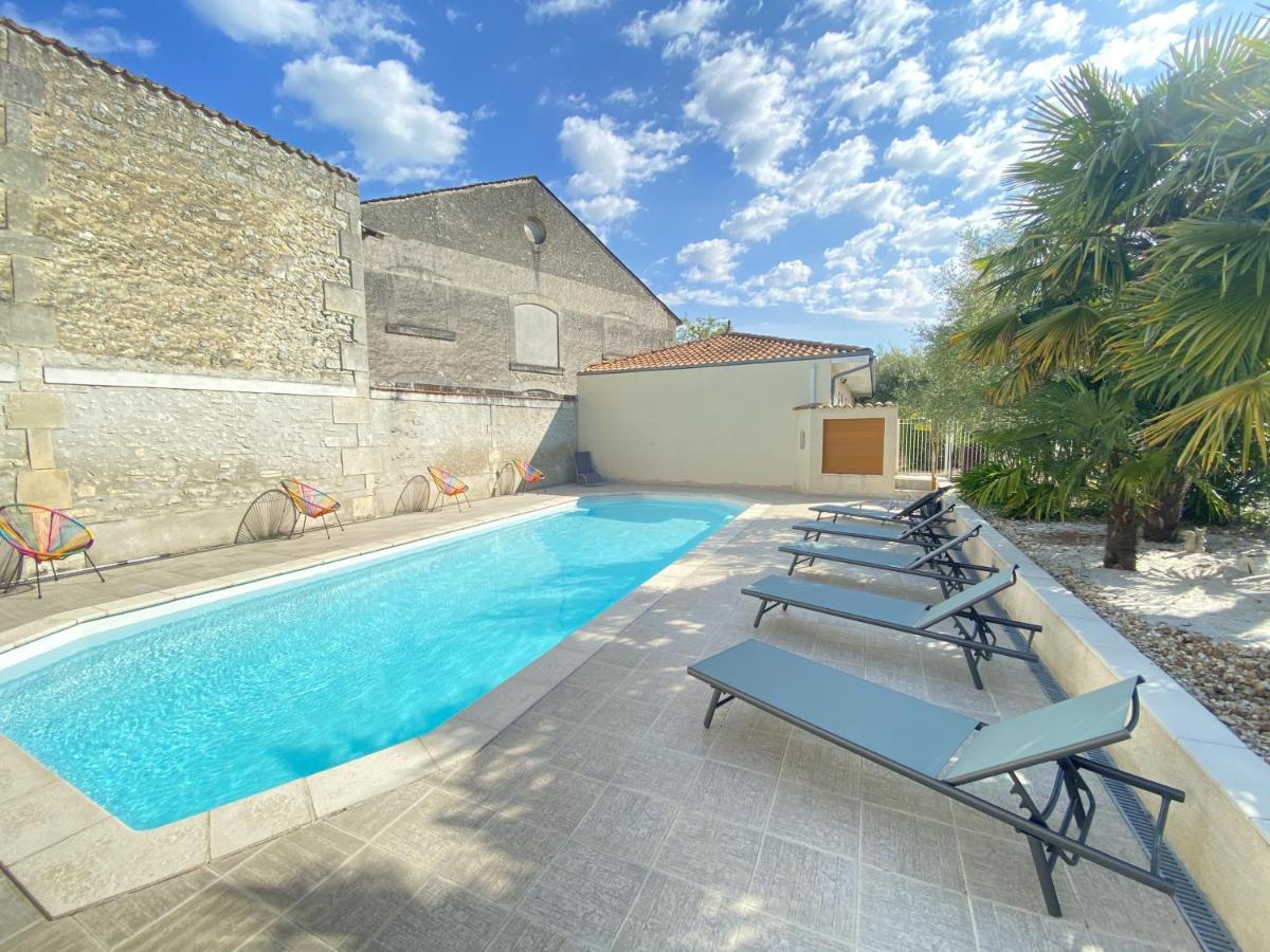 Logis Hotel L'Oliveraie Κονιάκ Εξωτερικό φωτογραφία